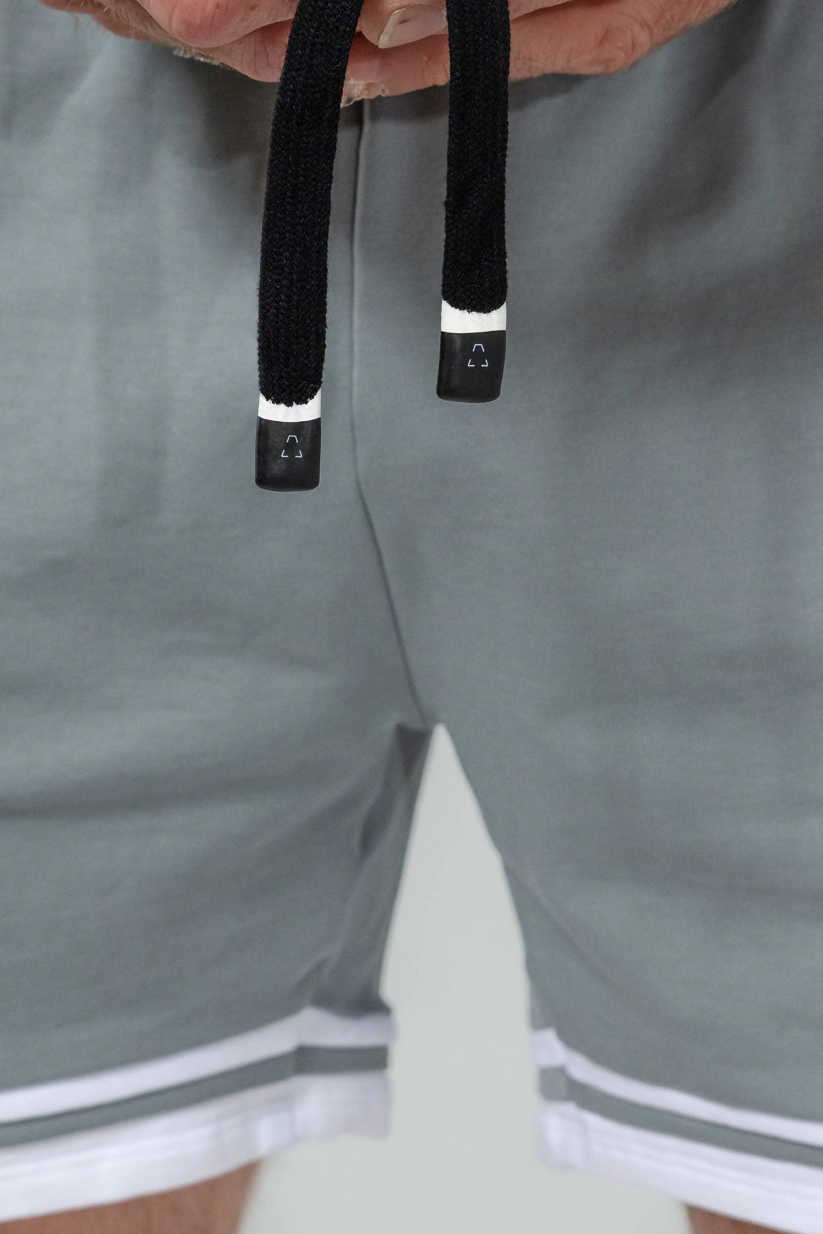 Accent Shorts R2