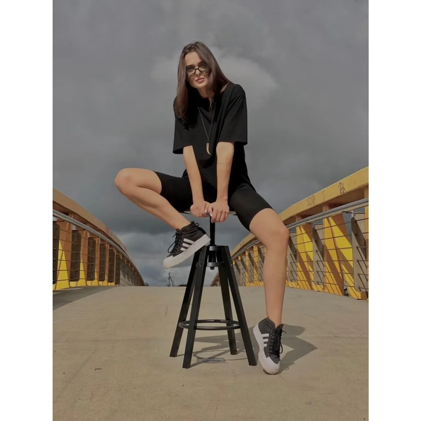 Black Box Fit Oversized Tee