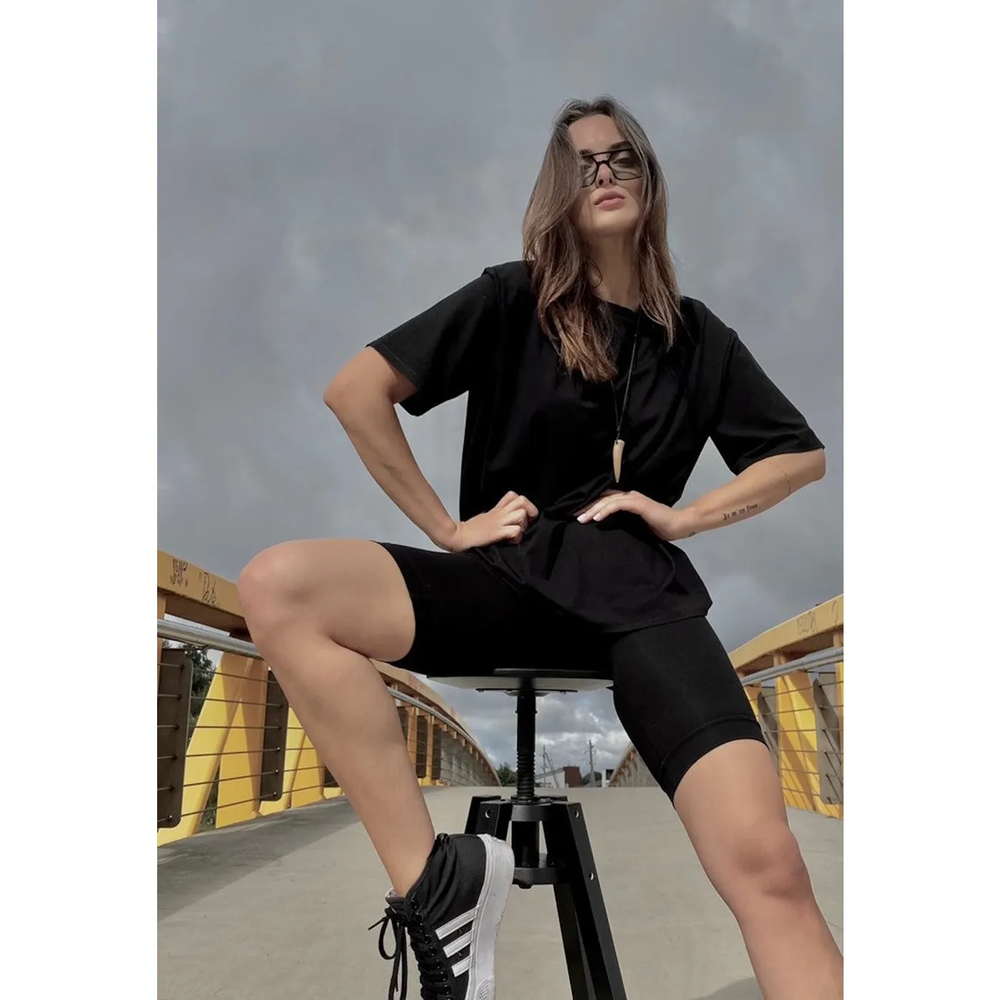 Black Box Fit Oversized Tee