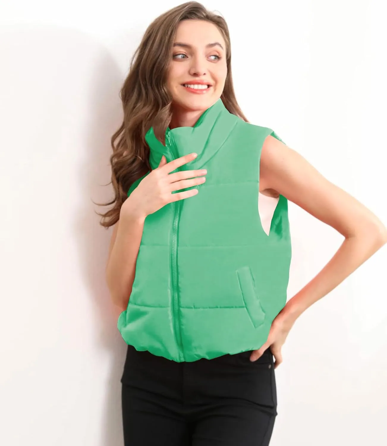 Blansdi Puffer Vest Women Sleeveless Winter Cropped Outerwear Warm Jacket Lightweight Fall Coat with Pockets