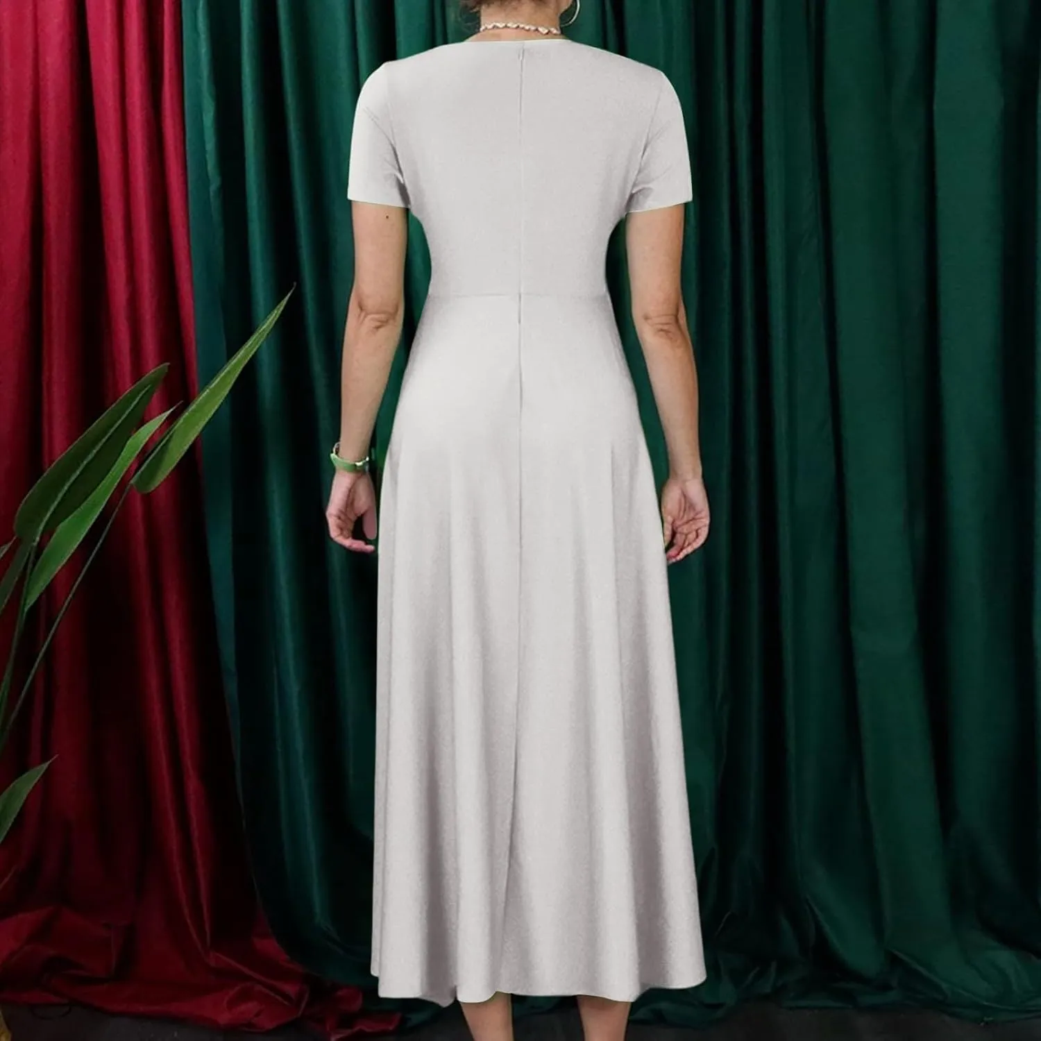 Dresses for Women 2025 Casual Plus Size Short Sleeve Crewneck Long Dress Formal A Line Smocked Maxi Dresses