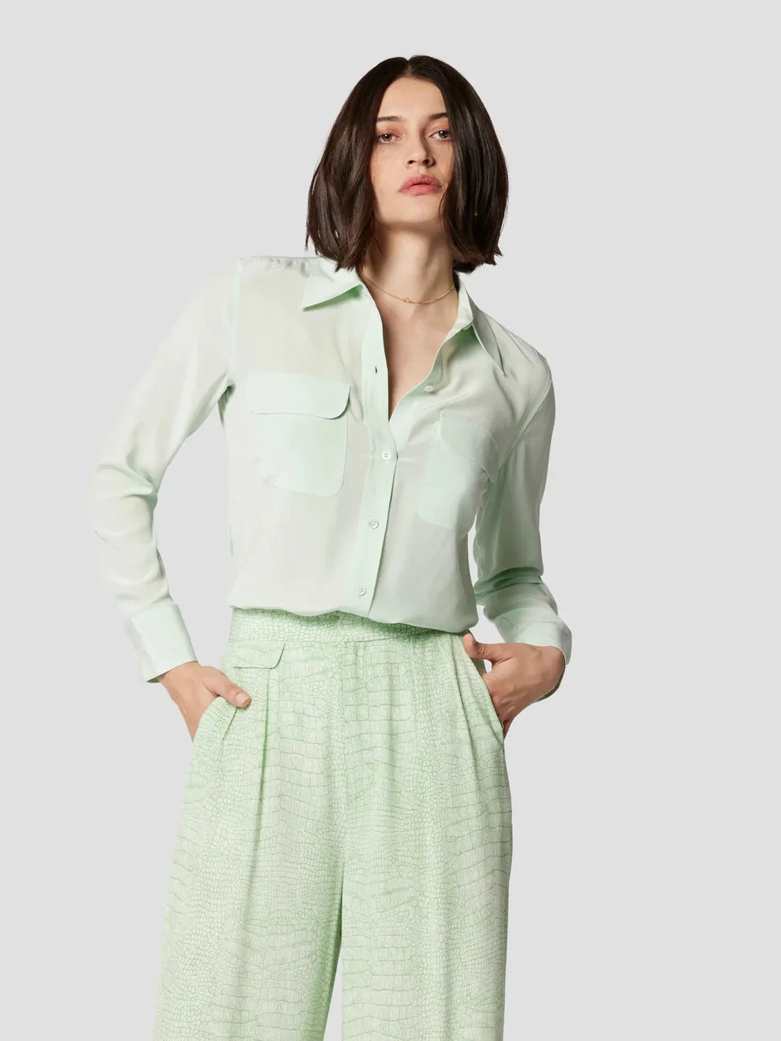 Equipment Slim Signature Silk Shirt - MISTY JADE GREEN