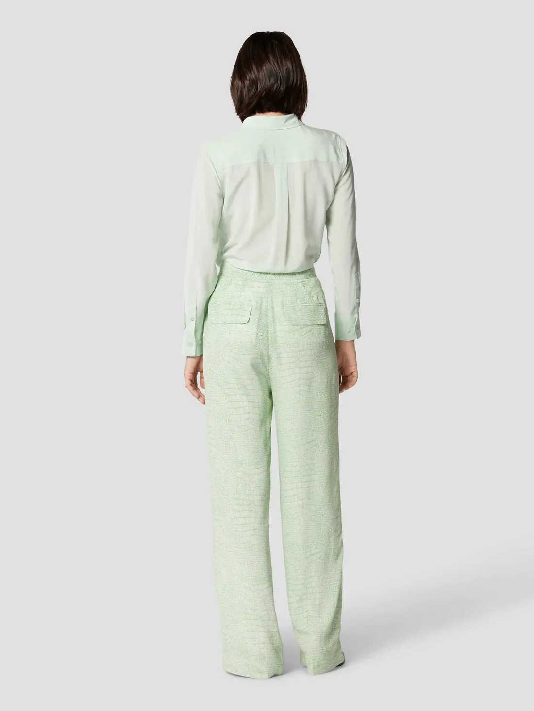 Equipment Slim Signature Silk Shirt - MISTY JADE GREEN